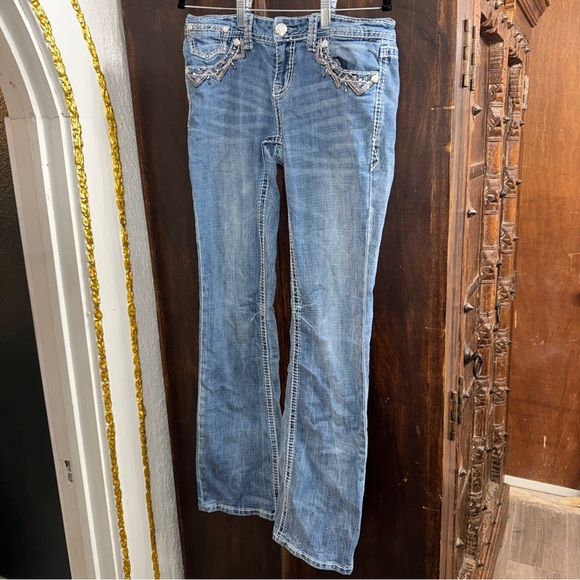 Grace in LA Jeans | Embellished Back Pockets | Bootcut | Size 28 - Picture 3 of 8